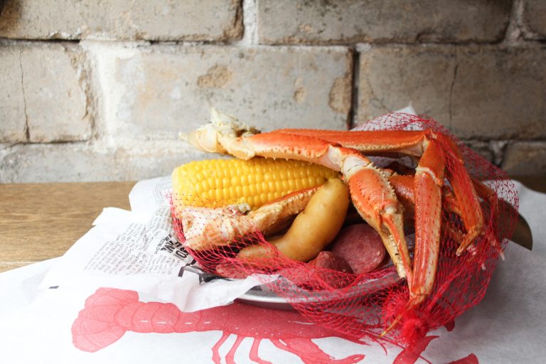 Charleston Steamer / Snow crab legs / shrimp / corn / potatoes / sausage